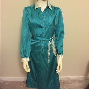 Vintage shirt dress